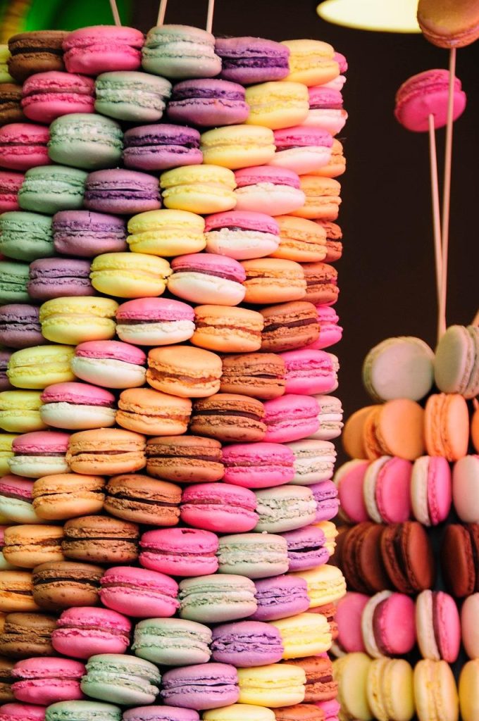 Hoorn's Hidden Gem for Food Lovers - snackbar met lokale specialiteiten en pittoreske grachten